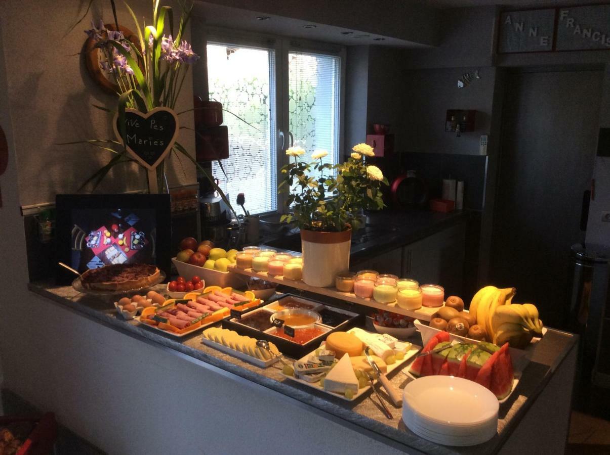 Aux Neuf Saules Hotell Mortzwiller Exteriör bild